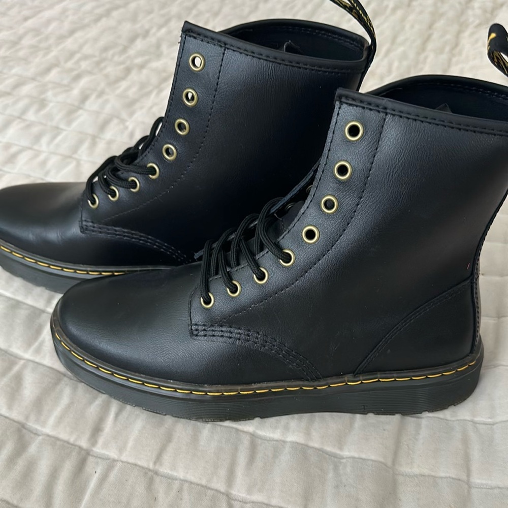 doc martens air wair